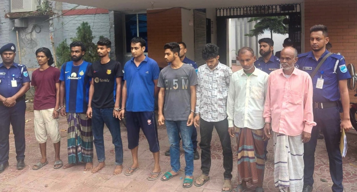 চারুশিল্পীর বাড়িতে আগুন: গ্রেপ্তারকৃতদের মধ্যে ৩ জনের পদ রয়েছে আ.লীগ-ছাত্রলীগে​​​​​​​